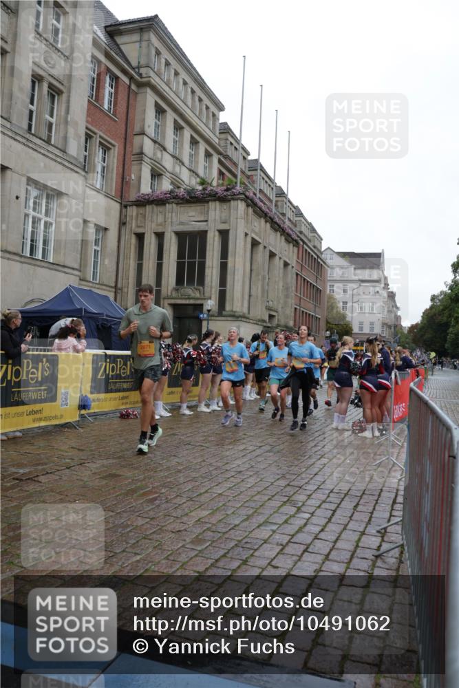 13.09.2026 - Kiel Lauf Yannick Fuchs http://msf.ph/oto/10491062 13.09.2026 11:52:48 Laufen 2871 meine-sportfotos.de