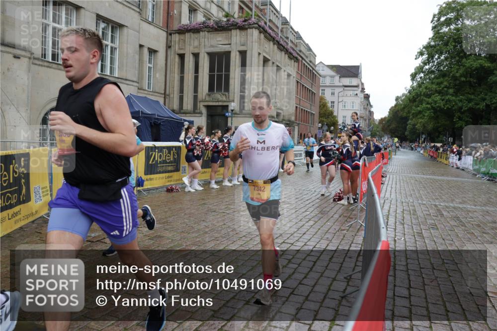 13.09.2026 - Kiel Lauf Yannick Fuchs http://msf.ph/oto/10491069 13.09.2026 11:52:57 Laufen 7342 meine-sportfotos.de