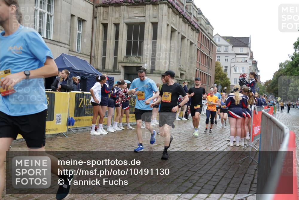 13.09.2026 - Kiel Lauf Yannick Fuchs http://msf.ph/oto/10491130 13.09.2026 11:53:26 Laufen 12605, 324, 9847, 2 meine-sportfotos.de
