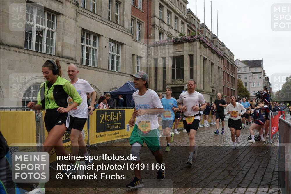 13.09.2026 - Kiel Lauf Yannick Fuchs http://msf.ph/oto/10491166 13.09.2026 11:53:42 Laufen 5094, 11128 meine-sportfotos.de