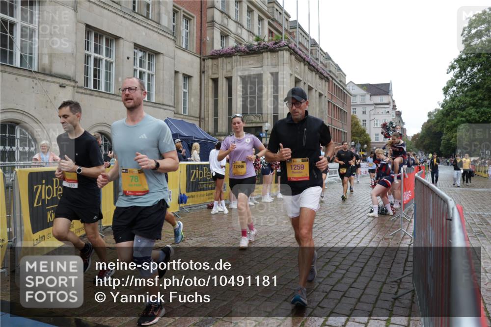 13.09.2026 - Kiel Lauf Yannick Fuchs http://msf.ph/oto/10491181 13.09.2026 11:53:50 Laufen 1439, 78, 12846, 39, 1259 meine-sportfotos.de