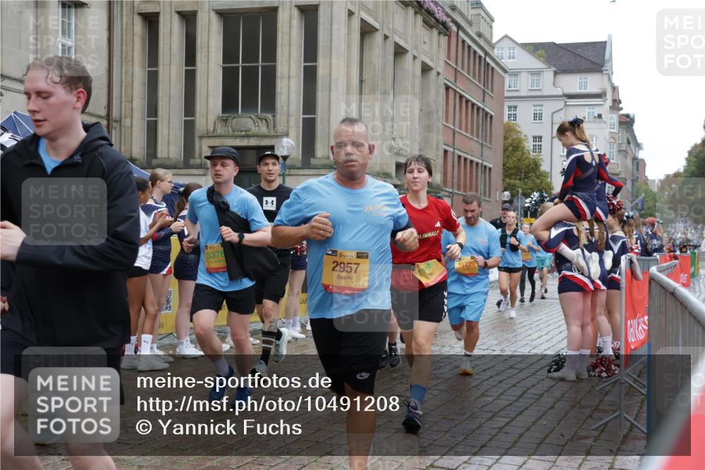 13.09.2026 - Kiel Lauf Yannick Fuchs http://msf.ph/oto/10491208 13.09.2026 11:54:10 Laufen 39, 3376, 2957, 11729 meine-sportfotos.de