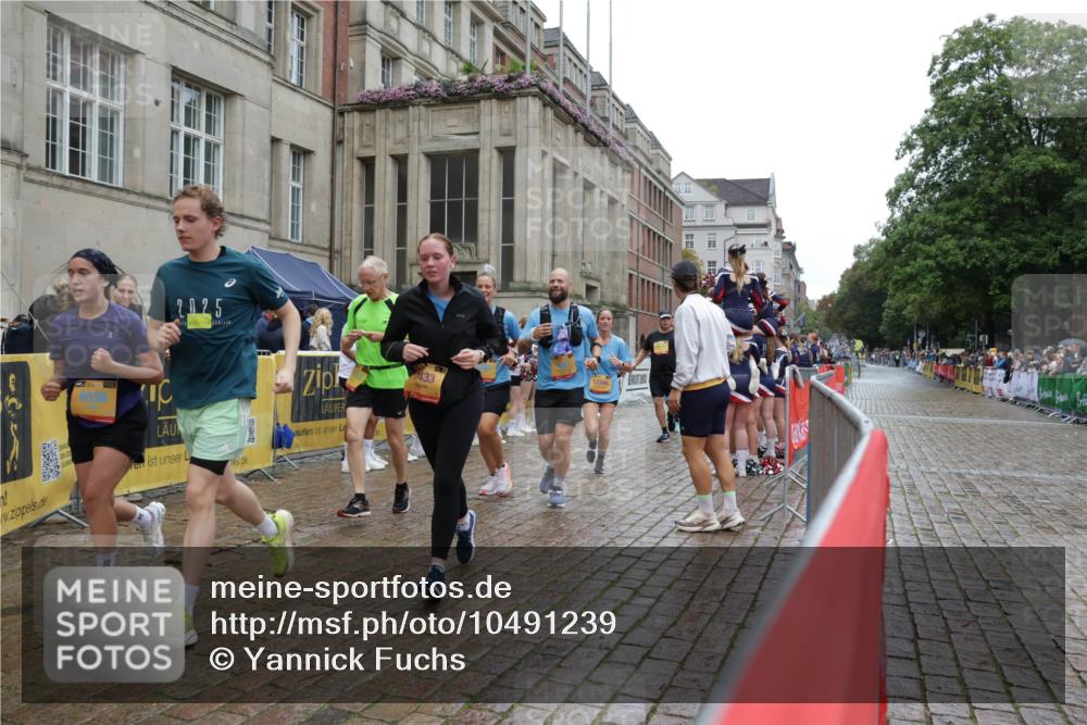 13.09.2026 - Kiel Lauf Yannick Fuchs http://msf.ph/oto/10491239 13.09.2026 11:54:31 Laufen 2025, 6338, 8, 12346, 433 meine-sportfotos.de