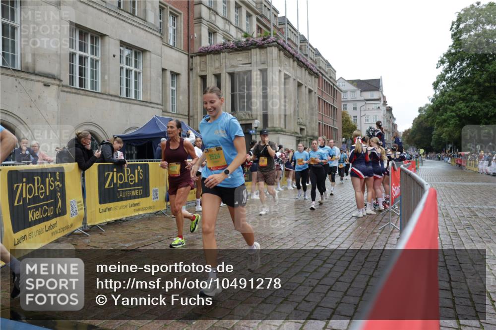 13.09.2026 - Kiel Lauf Yannick Fuchs http://msf.ph/oto/10491278 13.09.2026 11:54:51 Laufen 2524 meine-sportfotos.de