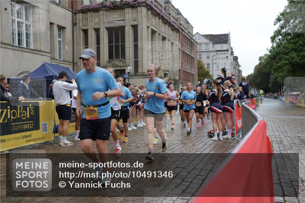 13.09.2026 - Kiel Lauf Yannick Fuchs http://msf.ph/oto/10491346 13.09.2026 11:55:24 Laufen 12509 meine-sportfotos.de