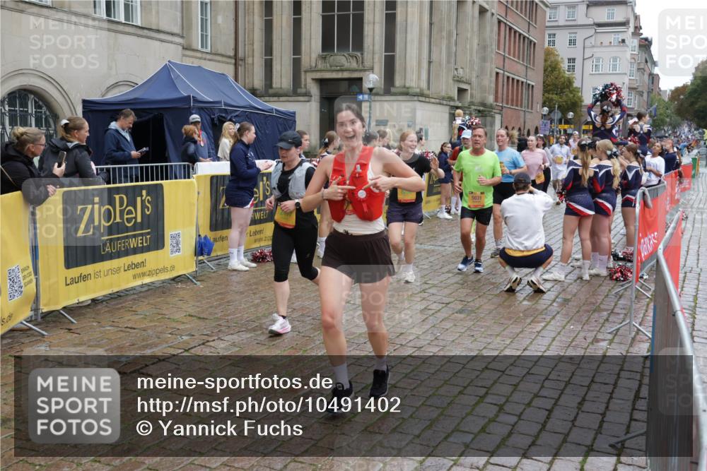 13.09.2026 - Kiel Lauf Yannick Fuchs http://msf.ph/oto/10491402 13.09.2026 11:56:12 Laufen 5031 meine-sportfotos.de