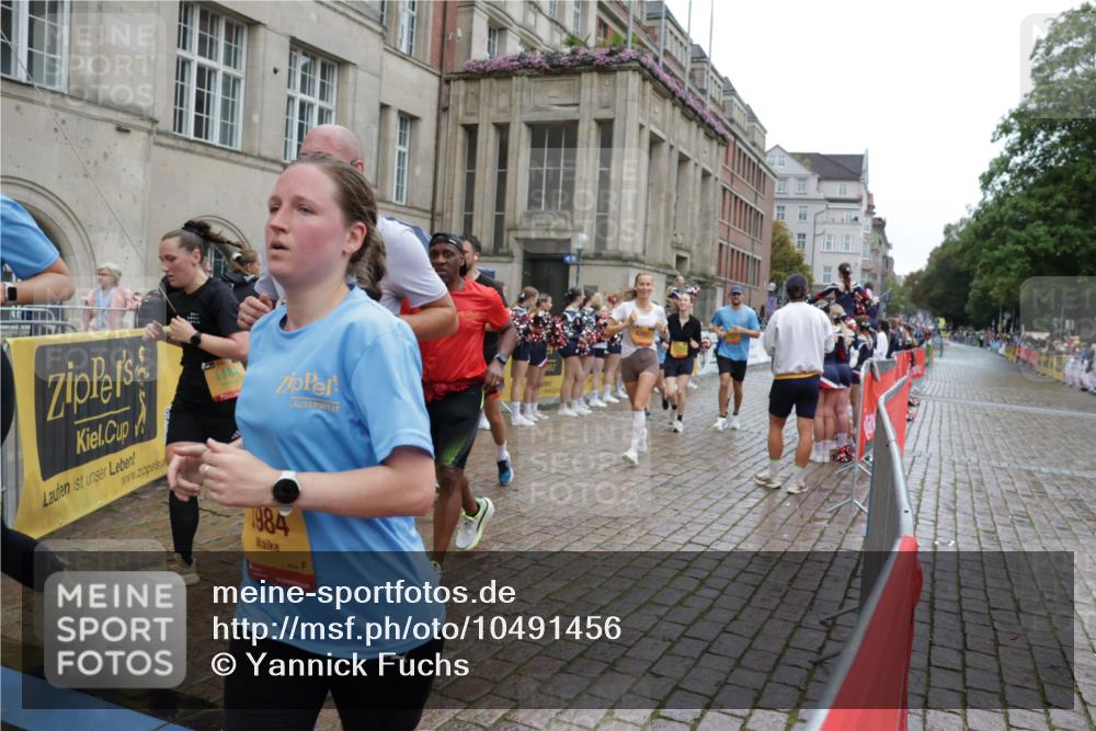 13.09.2026 - Kiel Lauf Yannick Fuchs http://msf.ph/oto/10491456 13.09.2026 11:56:34 Laufen 984 meine-sportfotos.de