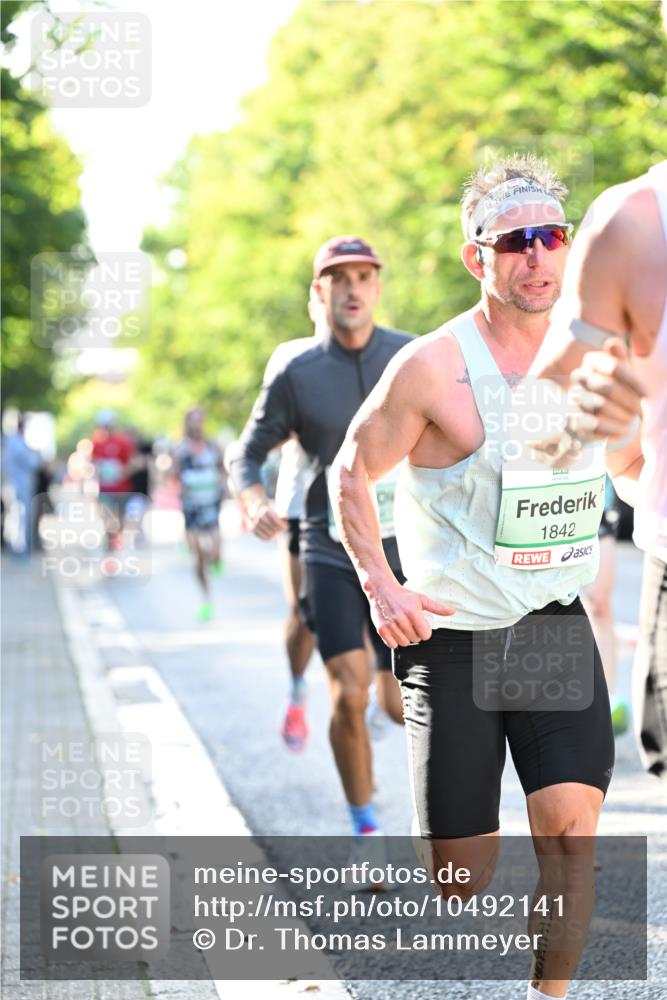 20.09.2026 - PSD Bank Halbmarathon Dr. Thomas Lammeyer http://msf.ph/oto/10492141 20.09.2026 10:31:40 Laufen 1842 meine-sportfotos.de
