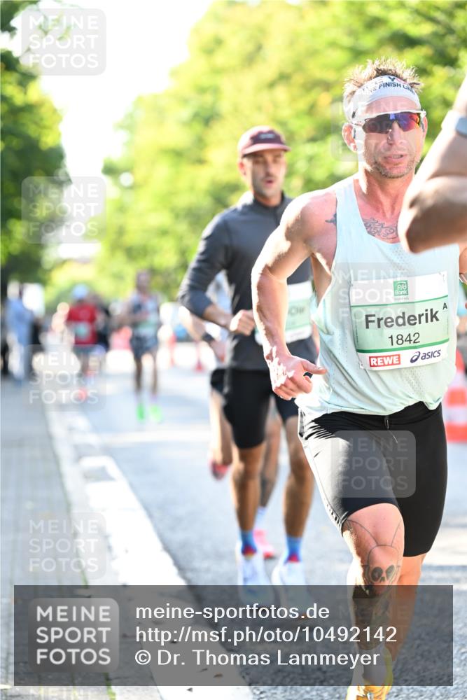 20.09.2026 - PSD Bank Halbmarathon Dr. Thomas Lammeyer http://msf.ph/oto/10492142 20.09.2026 10:31:40 Laufen 1842 meine-sportfotos.de