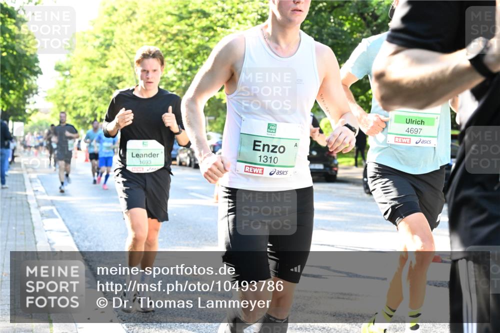 20.09.2026 - PSD Bank Halbmarathon Dr. Thomas Lammeyer http://msf.ph/oto/10493786 20.09.2026 10:36:55 Laufen 1693, 1310, 4697 meine-sportfotos.de