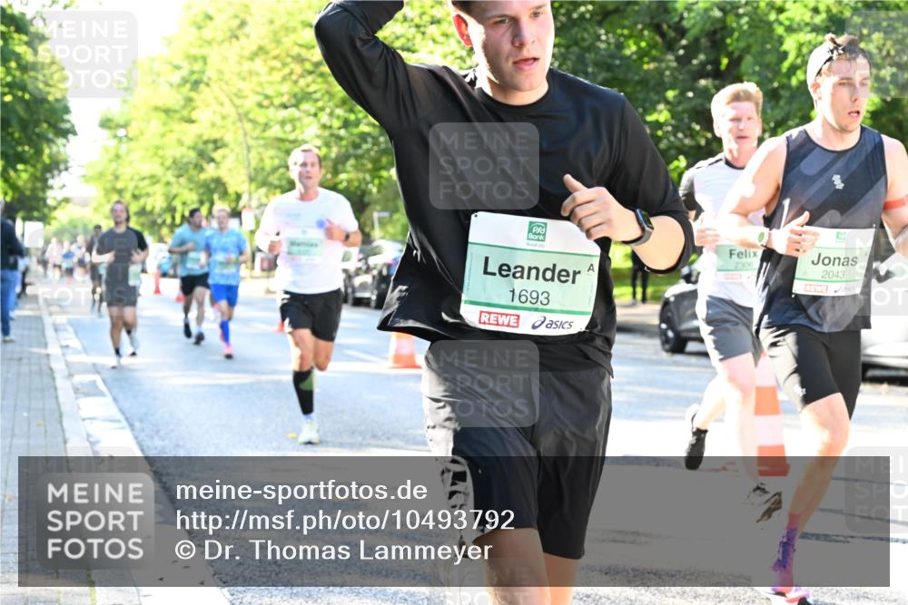 20.09.2026 - PSD Bank Halbmarathon Dr. Thomas Lammeyer http://msf.ph/oto/10493792 20.09.2026 10:36:56 Laufen 1693, 2306, 2043 meine-sportfotos.de