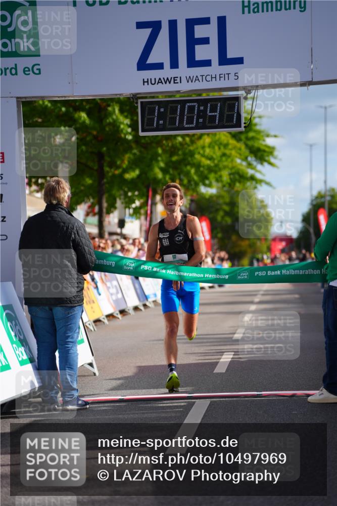 20.09.2026 - PSD Bank Halbmarathon LAZAROV Photography http://msf.ph/oto/10497969 20.09.2026 11:10:41 Ziel 1906 meine-sportfotos.de
