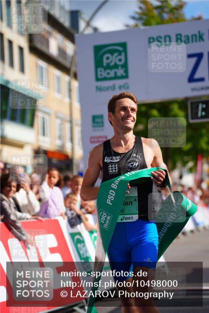 20.09.2026 - PSD Bank Halbmarathon LAZAROV Photography http://msf.ph/oto/10498000 20.09.2026 11:10:42 Ziel 1906 meine-sportfotos.de
