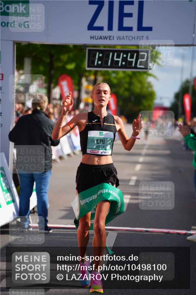 20.09.2026 - PSD Bank Halbmarathon LAZAROV Photography http://msf.ph/oto/10498100 20.09.2026 11:14:41 Ziel 4512 meine-sportfotos.de
