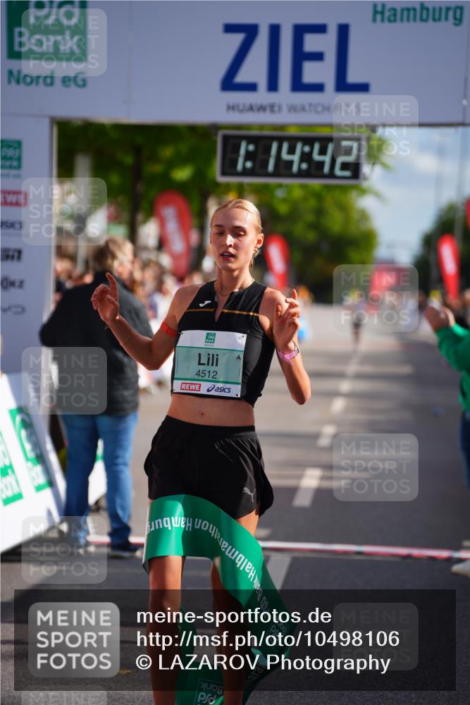 20.09.2026 - PSD Bank Halbmarathon LAZAROV Photography http://msf.ph/oto/10498106 20.09.2026 11:14:41 Ziel 4512 meine-sportfotos.de
