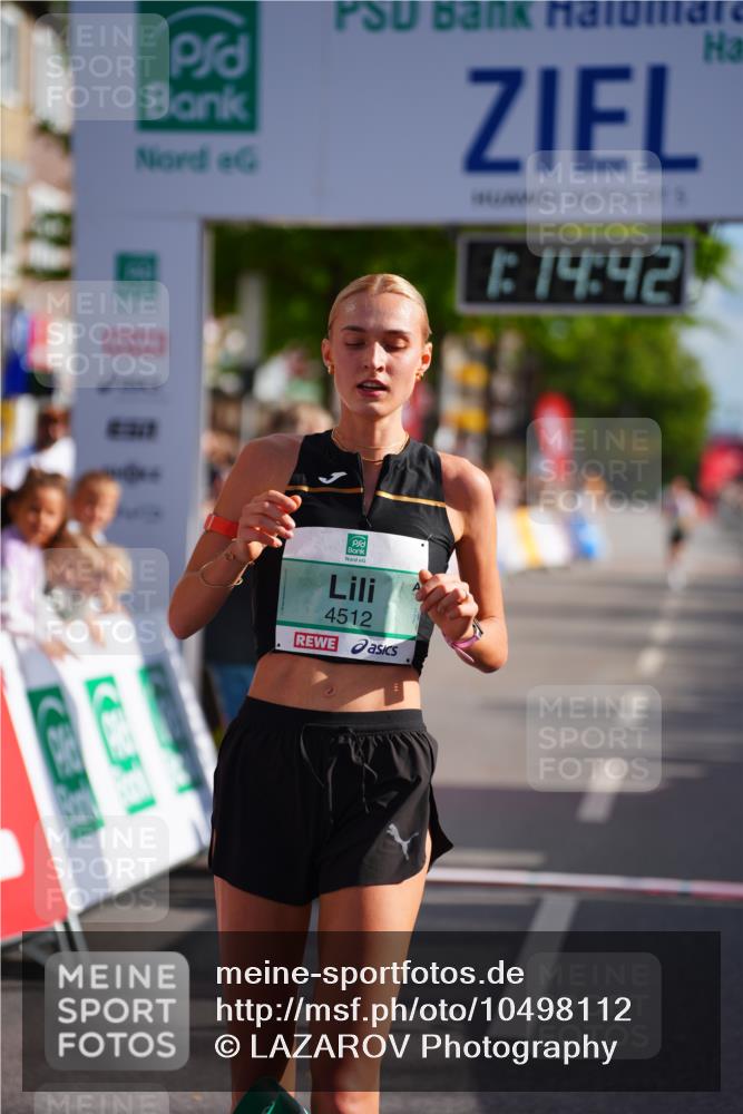 20.09.2026 - PSD Bank Halbmarathon LAZAROV Photography http://msf.ph/oto/10498112 20.09.2026 11:14:42 Ziel 4512 meine-sportfotos.de