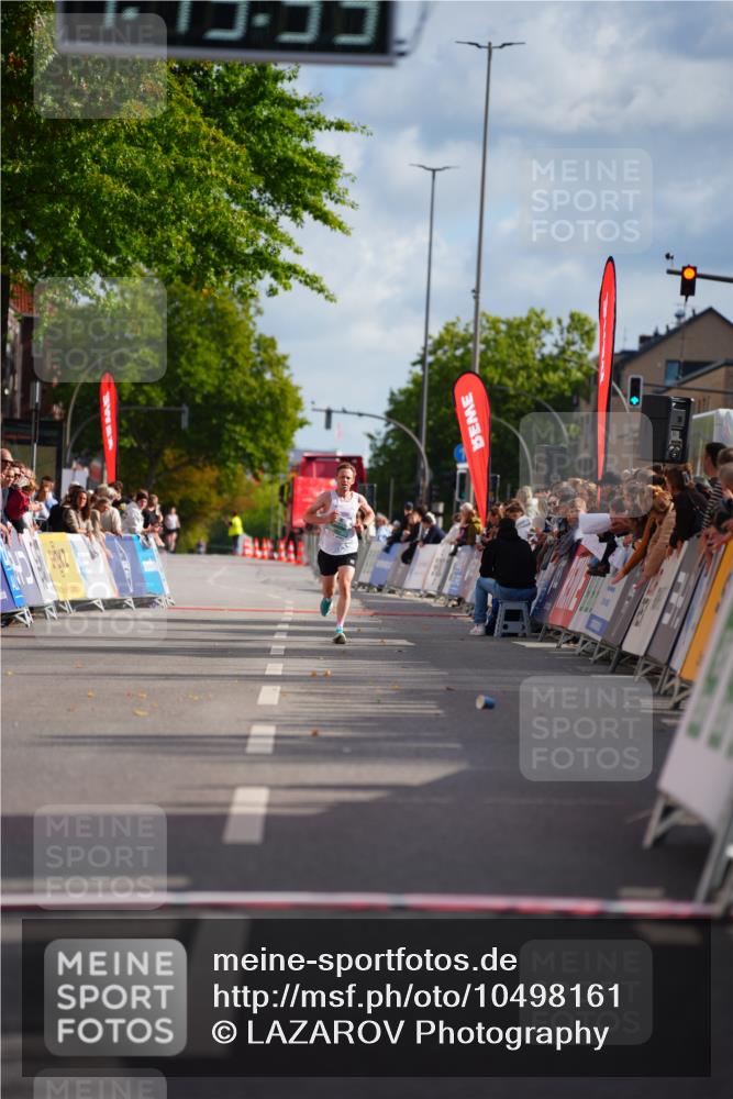 20.09.2026 - PSD Bank Halbmarathon LAZAROV Photography http://msf.ph/oto/10498161 20.09.2026 11:15:53 Ziel  meine-sportfotos.de