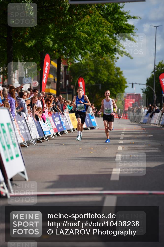 20.09.2026 - PSD Bank Halbmarathon LAZAROV Photography http://msf.ph/oto/10498238 20.09.2026 11:16:22 Ziel 3478 meine-sportfotos.de