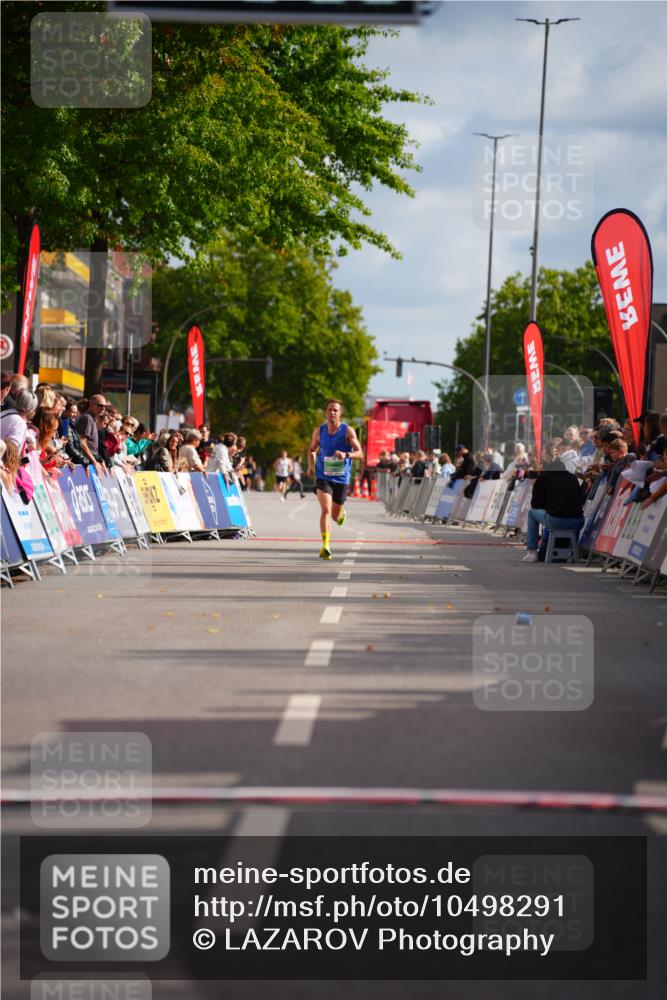 20.09.2026 - PSD Bank Halbmarathon LAZAROV Photography http://msf.ph/oto/10498291 20.09.2026 11:16:38 Ziel  meine-sportfotos.de