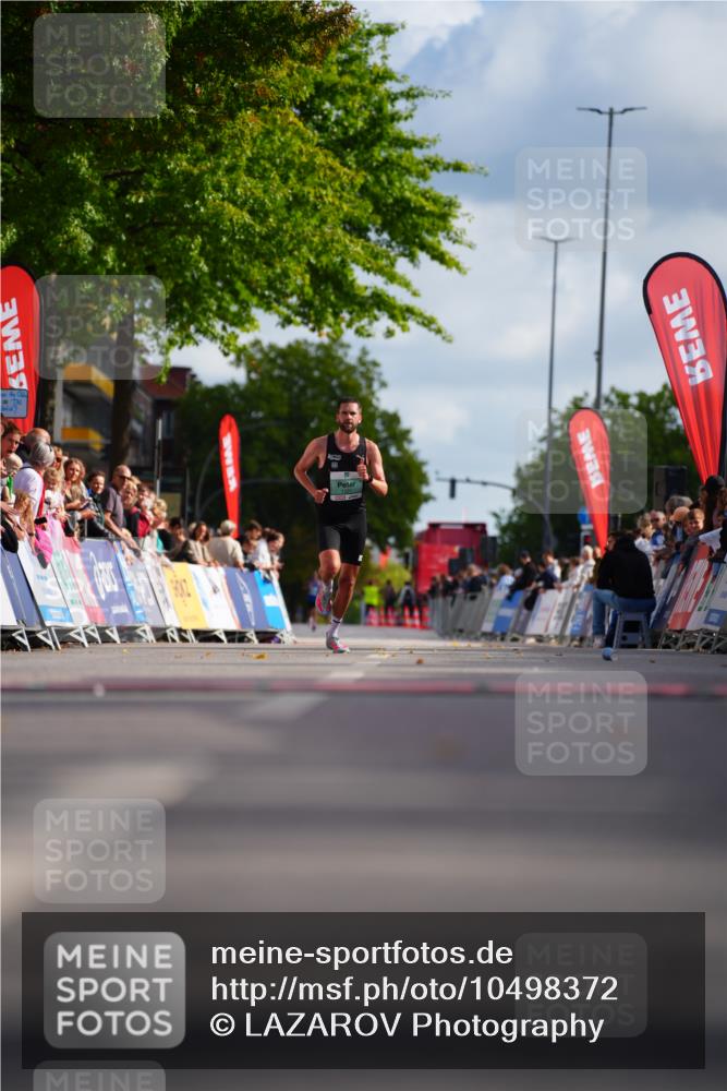 20.09.2026 - PSD Bank Halbmarathon LAZAROV Photography http://msf.ph/oto/10498372 20.09.2026 11:17:47 Ziel 1321 meine-sportfotos.de