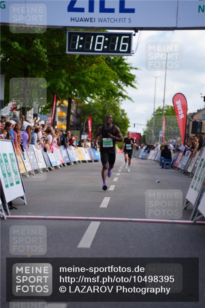 20.09.2026 - PSD Bank Halbmarathon LAZAROV Photography http://msf.ph/oto/10498395 20.09.2026 11:18:15 Ziel 1204, 1765 meine-sportfotos.de