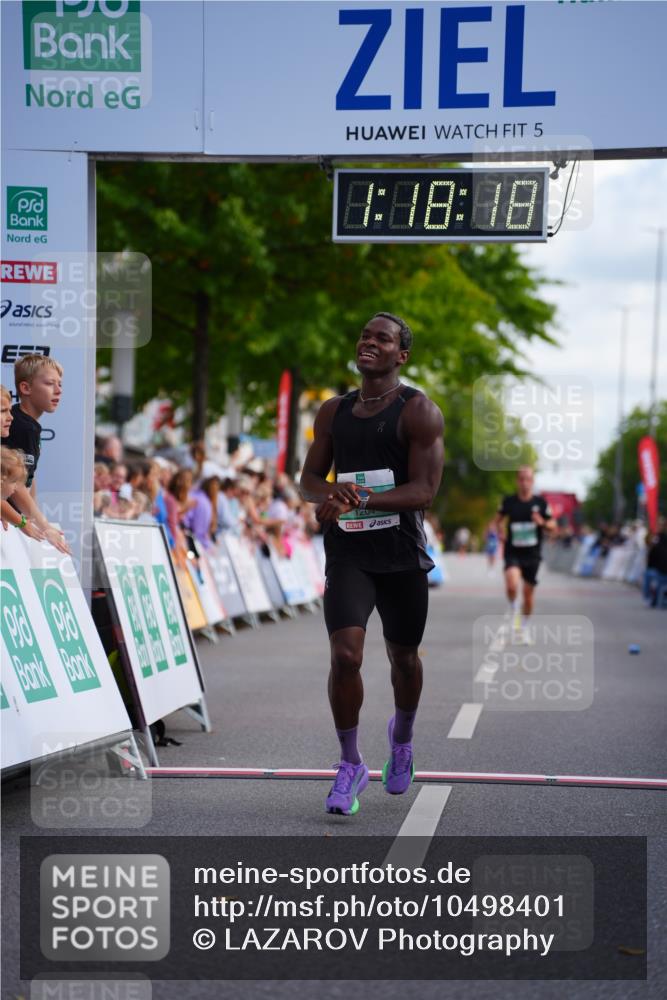20.09.2026 - PSD Bank Halbmarathon LAZAROV Photography http://msf.ph/oto/10498401 20.09.2026 11:18:17 Ziel 1204, 1765, 2951 meine-sportfotos.de