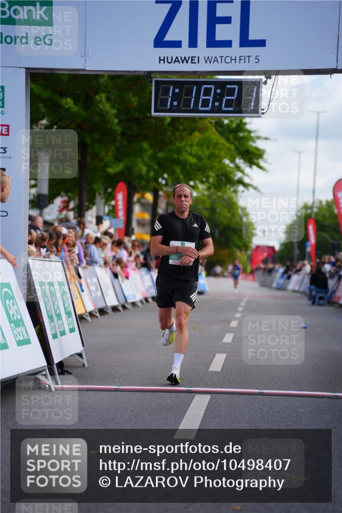 20.09.2026 - PSD Bank Halbmarathon LAZAROV Photography http://msf.ph/oto/10498407 20.09.2026 11:18:20 Ziel 1204, 2951 meine-sportfotos.de