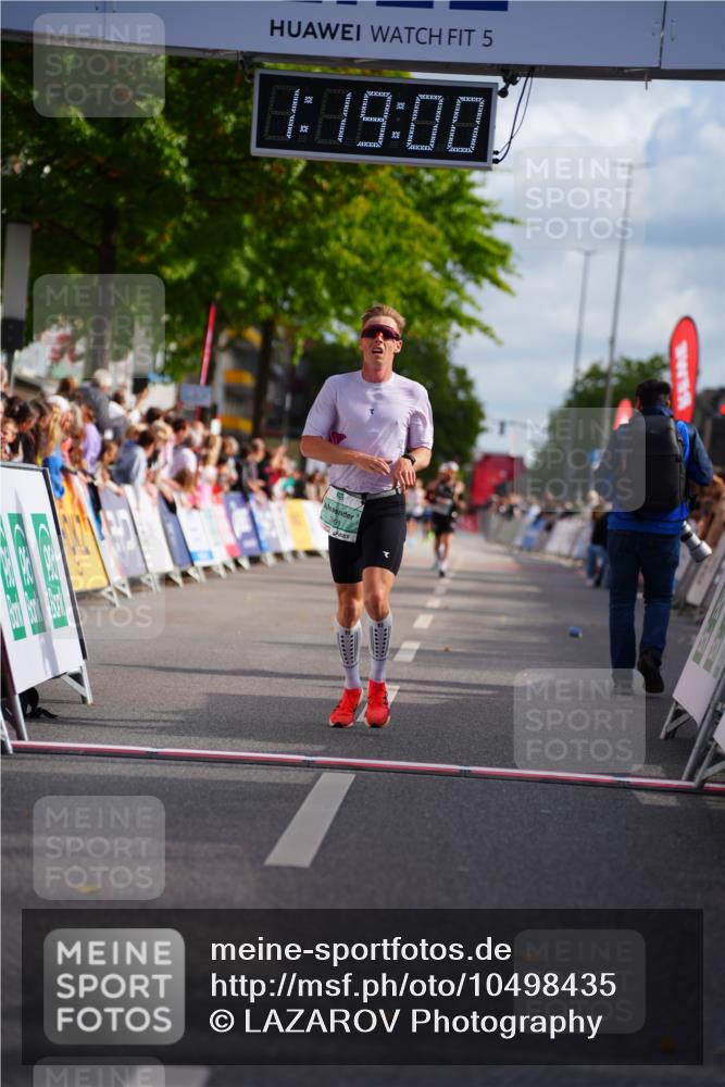 20.09.2026 - PSD Bank Halbmarathon LAZAROV Photography http://msf.ph/oto/10498435 20.09.2026 11:18:59 Ziel 3891 meine-sportfotos.de