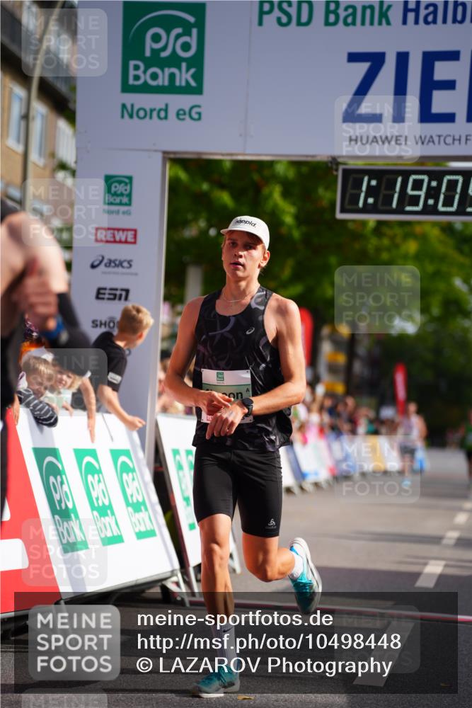 20.09.2026 - PSD Bank Halbmarathon LAZAROV Photography http://msf.ph/oto/10498448 20.09.2026 11:19:09 Ziel 3171, 4119 meine-sportfotos.de