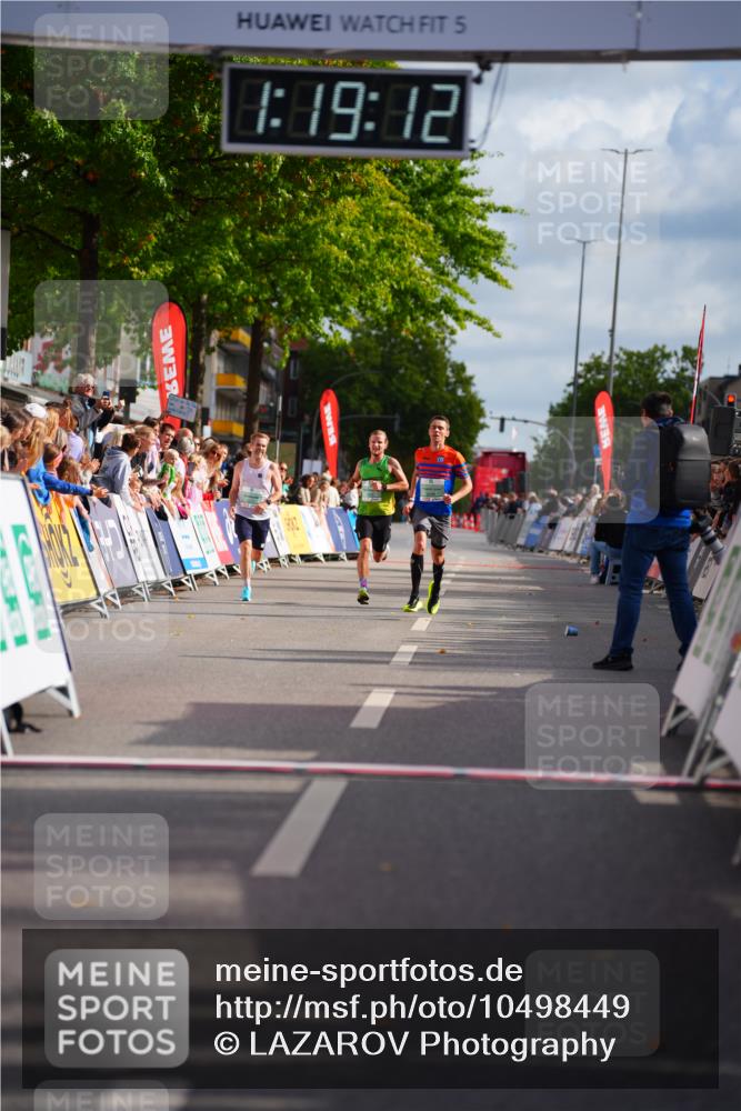 20.09.2026 - PSD Bank Halbmarathon LAZAROV Photography http://msf.ph/oto/10498449 20.09.2026 11:19:12 Ziel 2541, 3171, 4119, 4169 meine-sportfotos.de