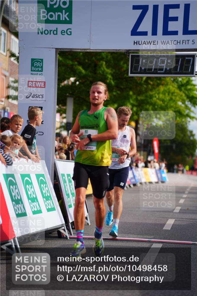 20.09.2026 - PSD Bank Halbmarathon LAZAROV Photography http://msf.ph/oto/10498458 20.09.2026 11:19:17 Ziel 2541, 3272, 4169 meine-sportfotos.de