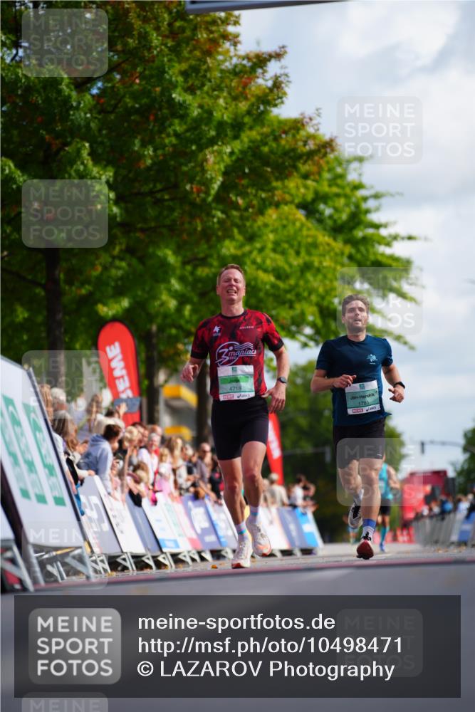 20.09.2026 - PSD Bank Halbmarathon LAZAROV Photography http://msf.ph/oto/10498471 20.09.2026 11:19:44 Ziel 1785, 4718 meine-sportfotos.de