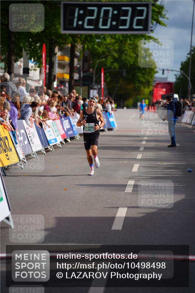 20.09.2026 - PSD Bank Halbmarathon LAZAROV Photography http://msf.ph/oto/10498498 20.09.2026 11:20:32 Ziel 1326 meine-sportfotos.de
