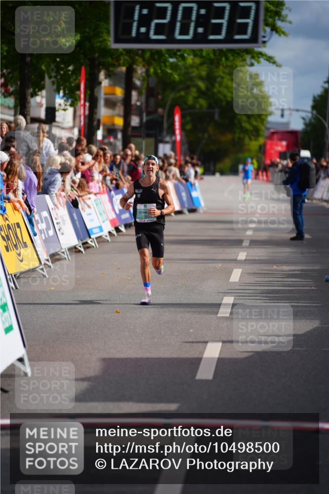 20.09.2026 - PSD Bank Halbmarathon LAZAROV Photography http://msf.ph/oto/10498500 20.09.2026 11:20:32 Ziel 1326 meine-sportfotos.de