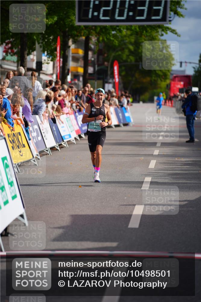 20.09.2026 - PSD Bank Halbmarathon LAZAROV Photography http://msf.ph/oto/10498501 20.09.2026 11:20:32 Ziel 1326 meine-sportfotos.de