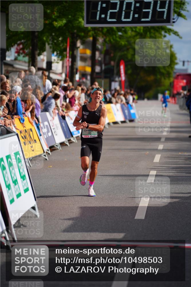 20.09.2026 - PSD Bank Halbmarathon LAZAROV Photography http://msf.ph/oto/10498503 20.09.2026 11:20:33 Ziel 1326 meine-sportfotos.de