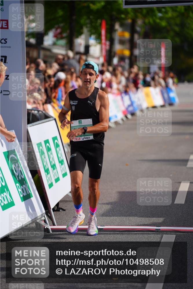 20.09.2026 - PSD Bank Halbmarathon LAZAROV Photography http://msf.ph/oto/10498508 20.09.2026 11:20:35 Ziel 1326 meine-sportfotos.de