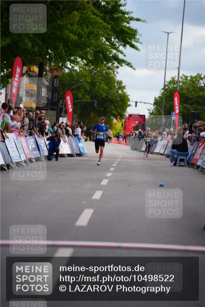 20.09.2026 - PSD Bank Halbmarathon LAZAROV Photography http://msf.ph/oto/10498522 20.09.2026 11:21:34 Ziel  meine-sportfotos.de