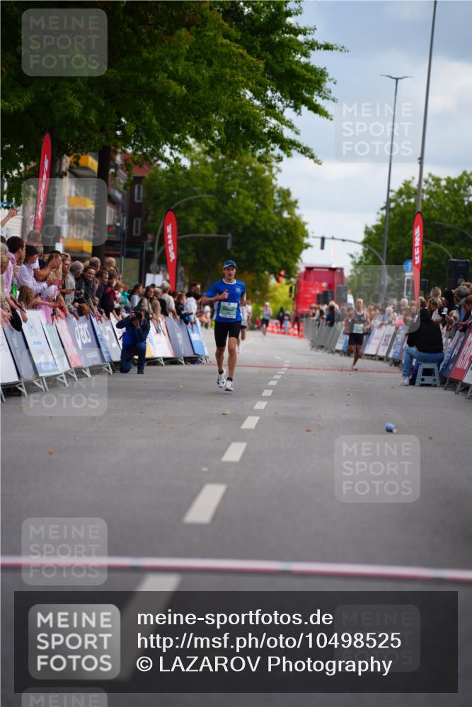 20.09.2026 - PSD Bank Halbmarathon LAZAROV Photography http://msf.ph/oto/10498525 20.09.2026 11:21:35 Ziel  meine-sportfotos.de