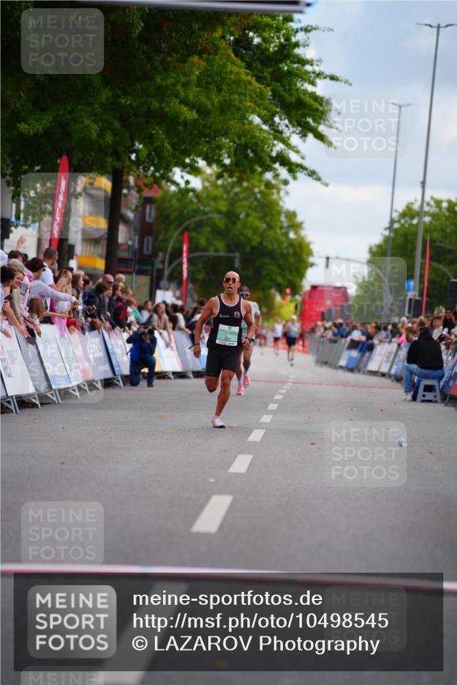 20.09.2026 - PSD Bank Halbmarathon LAZAROV Photography http://msf.ph/oto/10498545 20.09.2026 11:21:43 Ziel 1762, 4763 meine-sportfotos.de