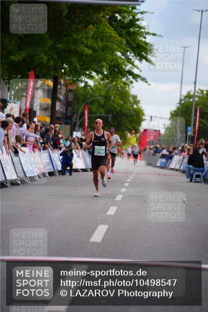 20.09.2026 - PSD Bank Halbmarathon LAZAROV Photography http://msf.ph/oto/10498547 20.09.2026 11:21:43 Ziel 1762, 4763 meine-sportfotos.de