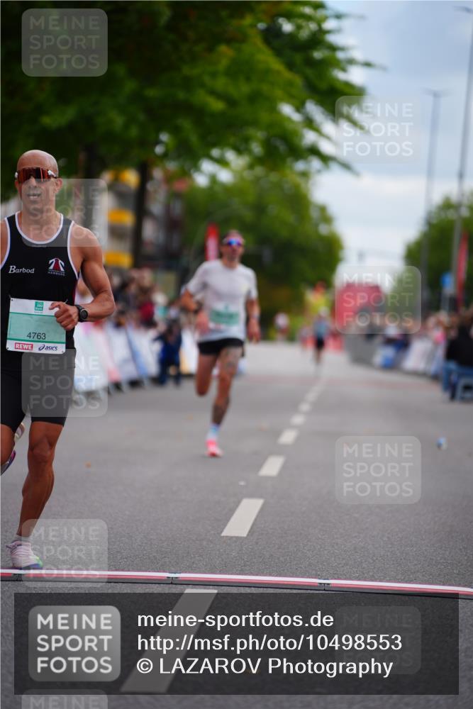 20.09.2026 - PSD Bank Halbmarathon LAZAROV Photography http://msf.ph/oto/10498553 20.09.2026 11:21:47 Ziel 1762, 2184, 4763 meine-sportfotos.de