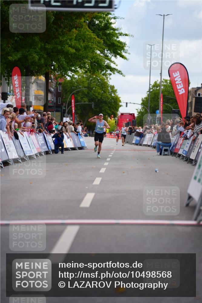 20.09.2026 - PSD Bank Halbmarathon LAZAROV Photography http://msf.ph/oto/10498568 20.09.2026 11:21:55 Ziel 2184, 4763 meine-sportfotos.de
