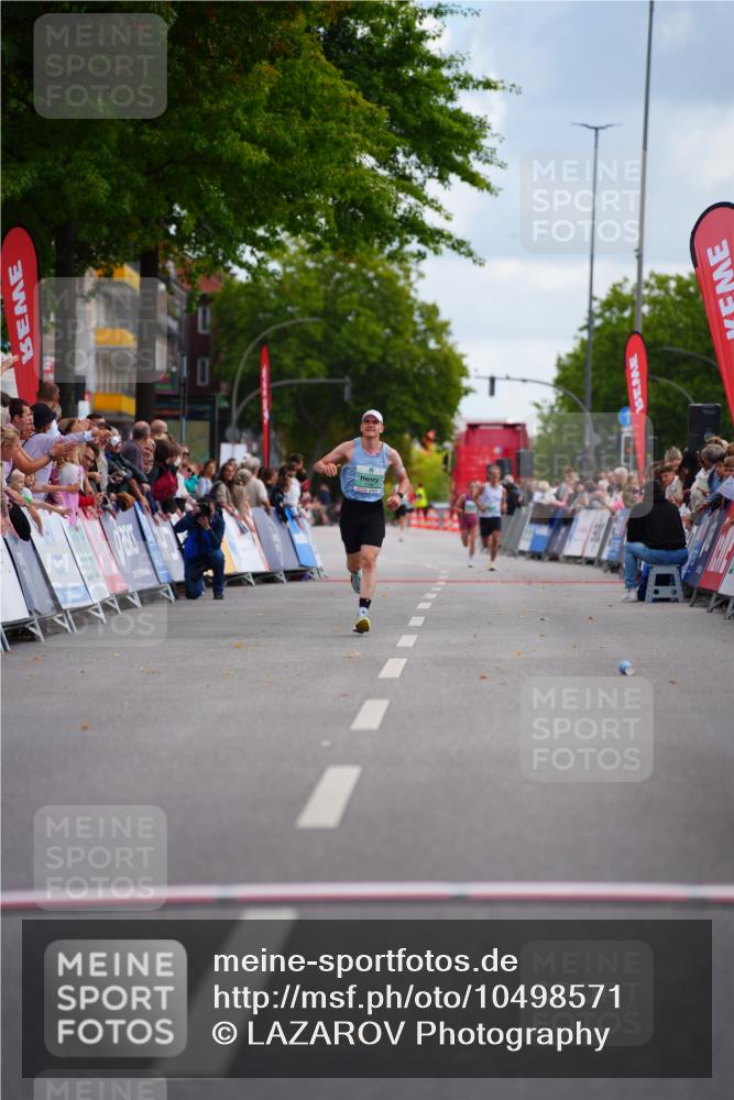 20.09.2026 - PSD Bank Halbmarathon LAZAROV Photography http://msf.ph/oto/10498571 20.09.2026 11:21:56 Ziel 1139, 2184 meine-sportfotos.de