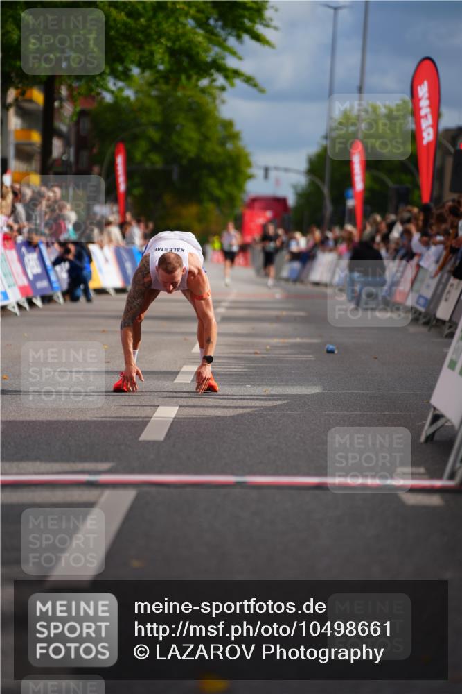 20.09.2026 - PSD Bank Halbmarathon LAZAROV Photography http://msf.ph/oto/10498661 20.09.2026 11:22:42 Ziel 2356 meine-sportfotos.de