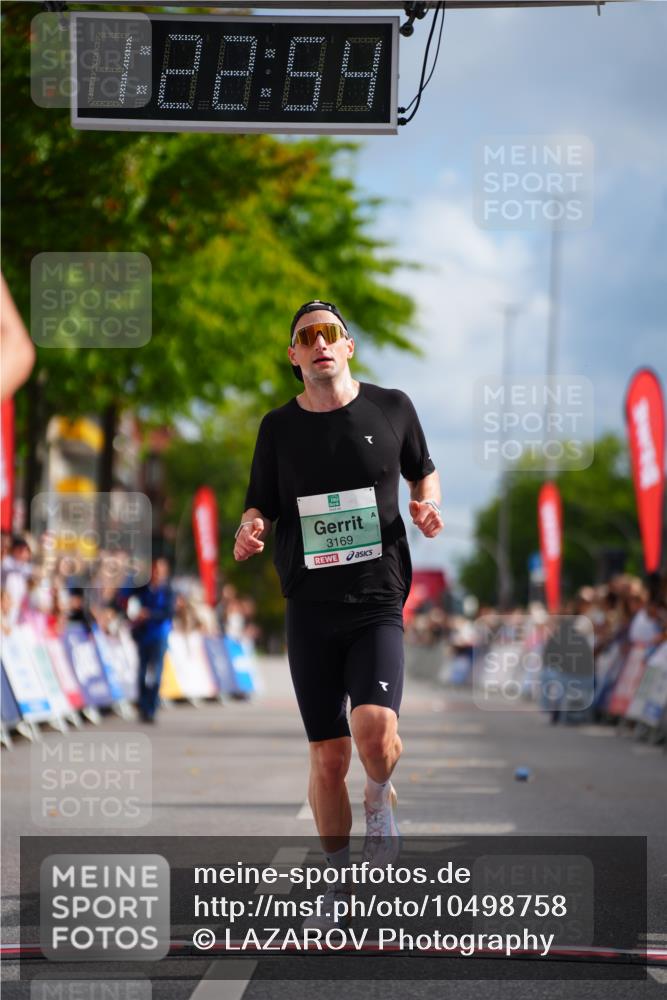 20.09.2026 - PSD Bank Halbmarathon LAZAROV Photography http://msf.ph/oto/10498758 20.09.2026 11:22:54 Ziel 3169, 3992 meine-sportfotos.de