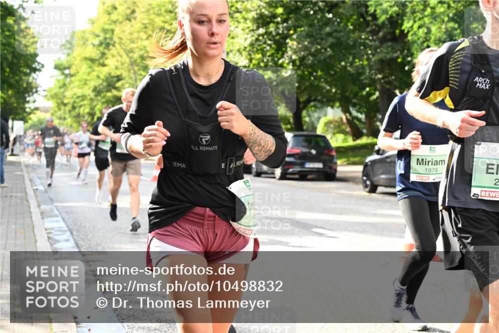 20.09.2026 - PSD Bank Halbmarathon Dr. Thomas Lammeyer http://msf.ph/oto/10498832 20.09.2026 10:49:37 Laufen 1978, 2 meine-sportfotos.de