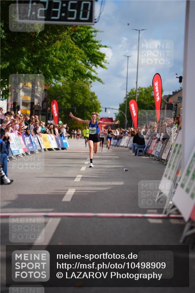 20.09.2026 - PSD Bank Halbmarathon LAZAROV Photography http://msf.ph/oto/10498909 20.09.2026 11:23:49 Ziel 1842, 3377 meine-sportfotos.de