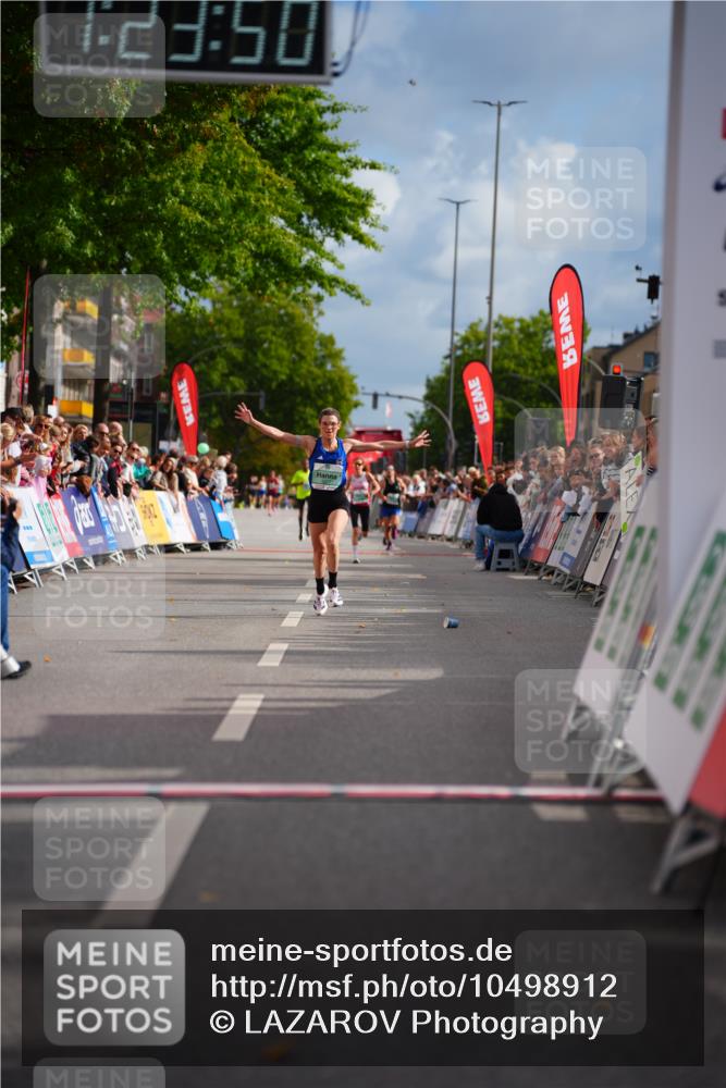 20.09.2026 - PSD Bank Halbmarathon LAZAROV Photography http://msf.ph/oto/10498912 20.09.2026 11:23:49 Ziel 1842, 3377 meine-sportfotos.de
