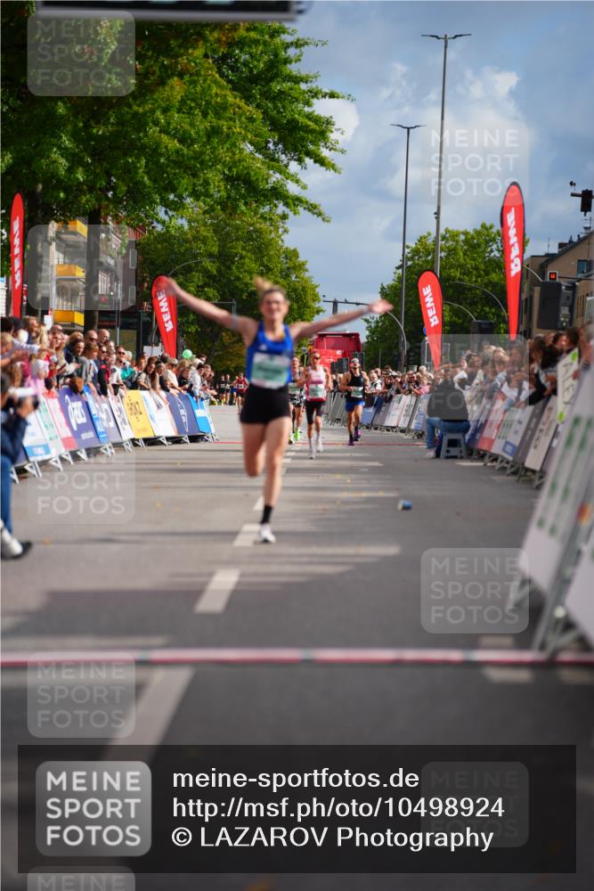 20.09.2026 - PSD Bank Halbmarathon LAZAROV Photography http://msf.ph/oto/10498924 20.09.2026 11:23:51 Ziel 1842, 3377 meine-sportfotos.de